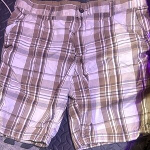 Faded Glory Men's Plaid Shorts in Brown and White